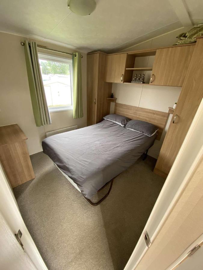 Impeccable 3 Bedroom Lodge Pet Friendly Northampton Eksteriør bilde